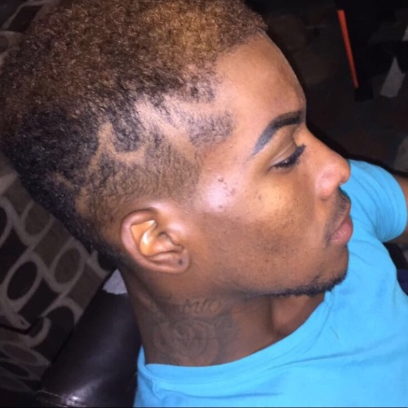 Meet your Posher, Javier - Picture 1 of 1